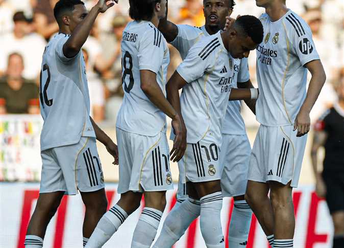 ترتيب ريال مدريد في الدوري الإسباني بعد الفوز الأخير على مانشستر سيتي وبرشلونة يتصدر الليغا 1 ترتيب ريال مدريد في الدوري الإسباني