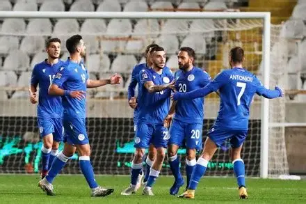 ترتيب منتخب إيطاليا والبوسنة والهرسك