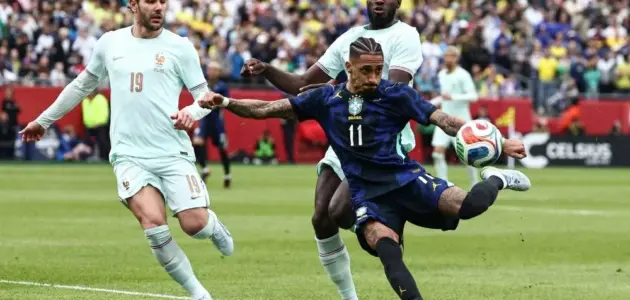 ملخص وأهداف مباراة فرنسا والبرازيل 2-1: ليلة تألق مبابي وسقوط السامبا