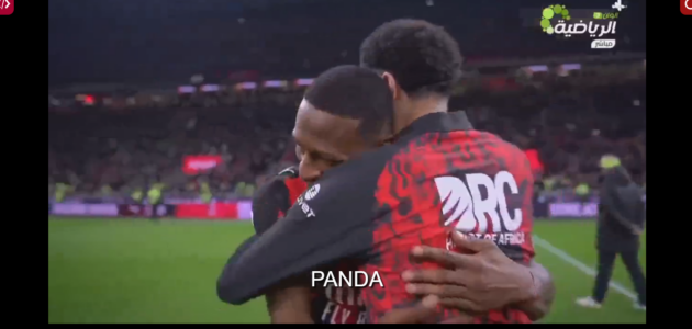 احتفال لاعبين بعد المباراة