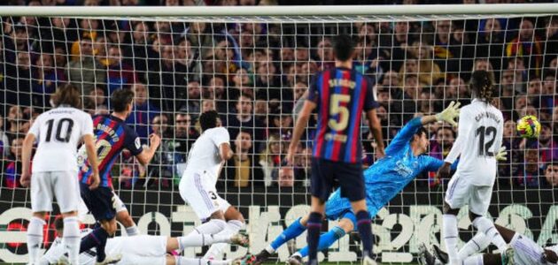 التشكيل الرسمي لمباراة برشلونة وريال مدريد